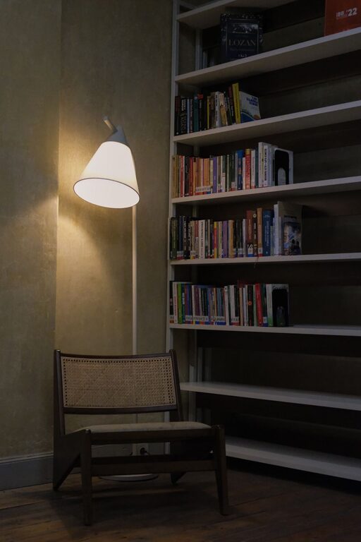 Tips for Creating a Cozy Reading Nook in Any Room